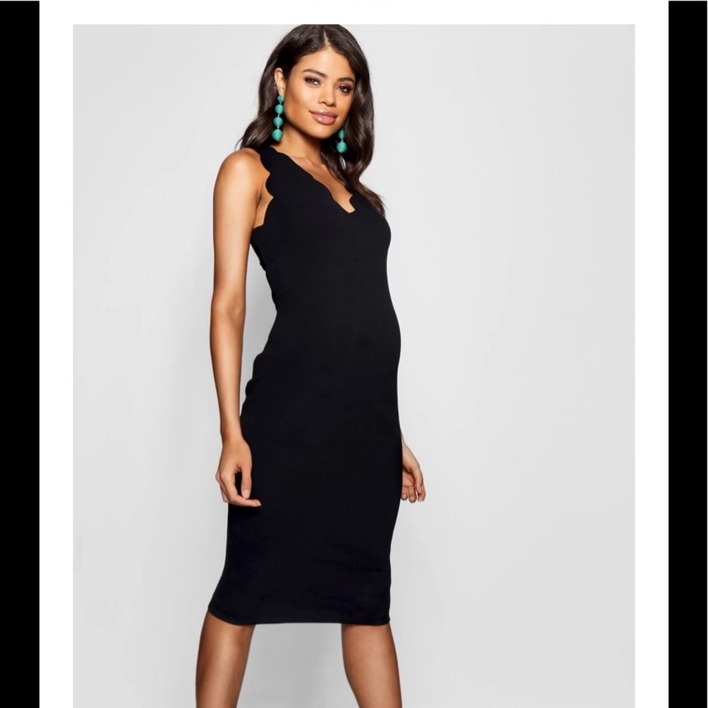 Boohoo Maternity Scalloped Edge Midi Dress